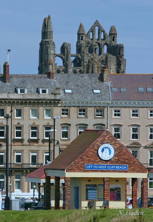 Wentworth Guesthouse Whitby Exterior photo